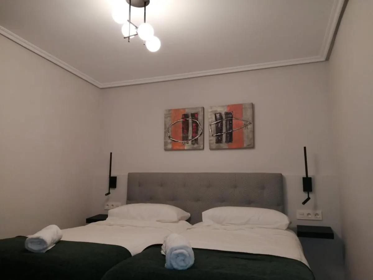 شقة Lugar Especial, Gran Patio, Junto Al Ayuntamiento بلباو 0*,